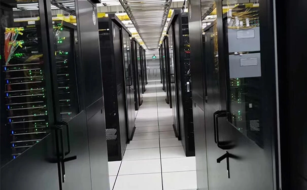 详细探讨台湾数据中心的环境特点、基础设施建设、及其对业务运营的影响