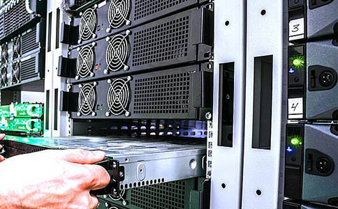 海外代理服务器的IP轮换机制的工作原理、实现方法以及应用场景