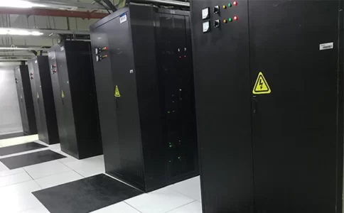 如何进行服务器的数据压缩和存储优化？有哪些数据压缩方法？