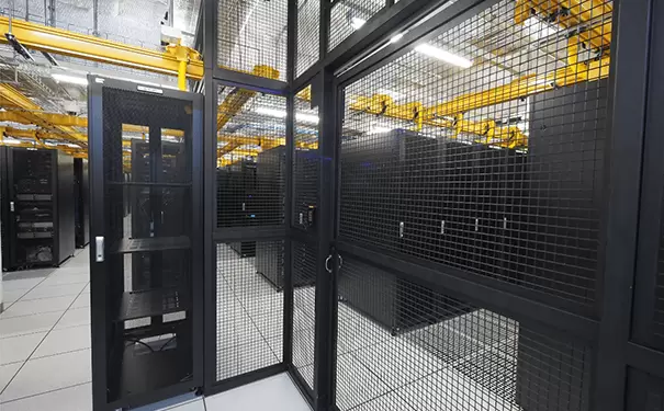 如何保障美国大带宽服务器的网络安全和数据保密性？