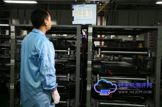 塔式、机架式和刀片服务器的机柜是一样的吗