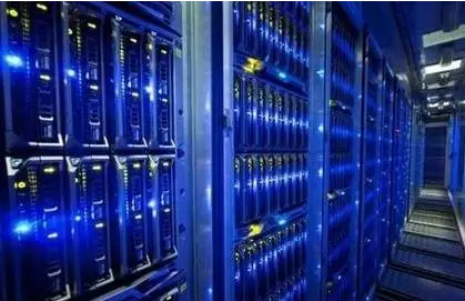 选择租用美国CN2服务器有什么要注意的?