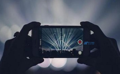 深入探讨高清录播服务器的定义、主要作用以及其显著特点