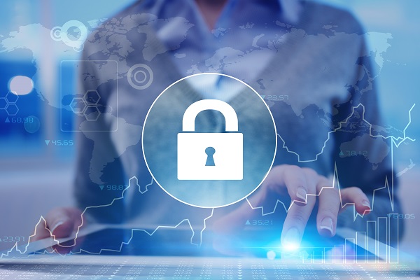 威胁面面观:揭露基于LLM的聊天机器人设置和隐私策略