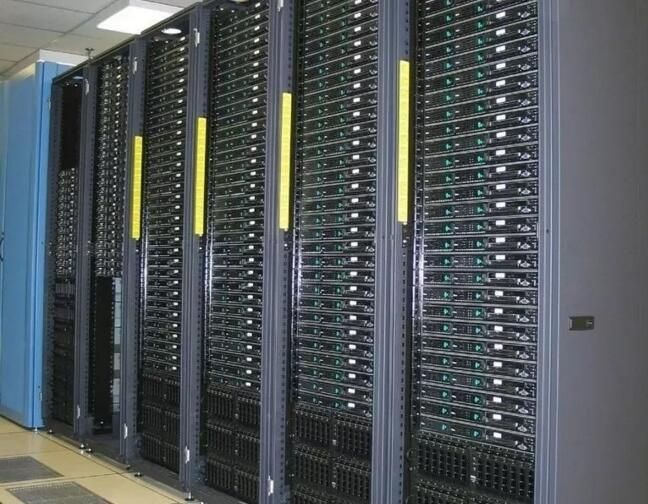 服务器托管和服务器租用哪个性价比更高？