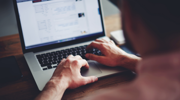 3D 穿梭效果?使用 CSS 轻松搞定